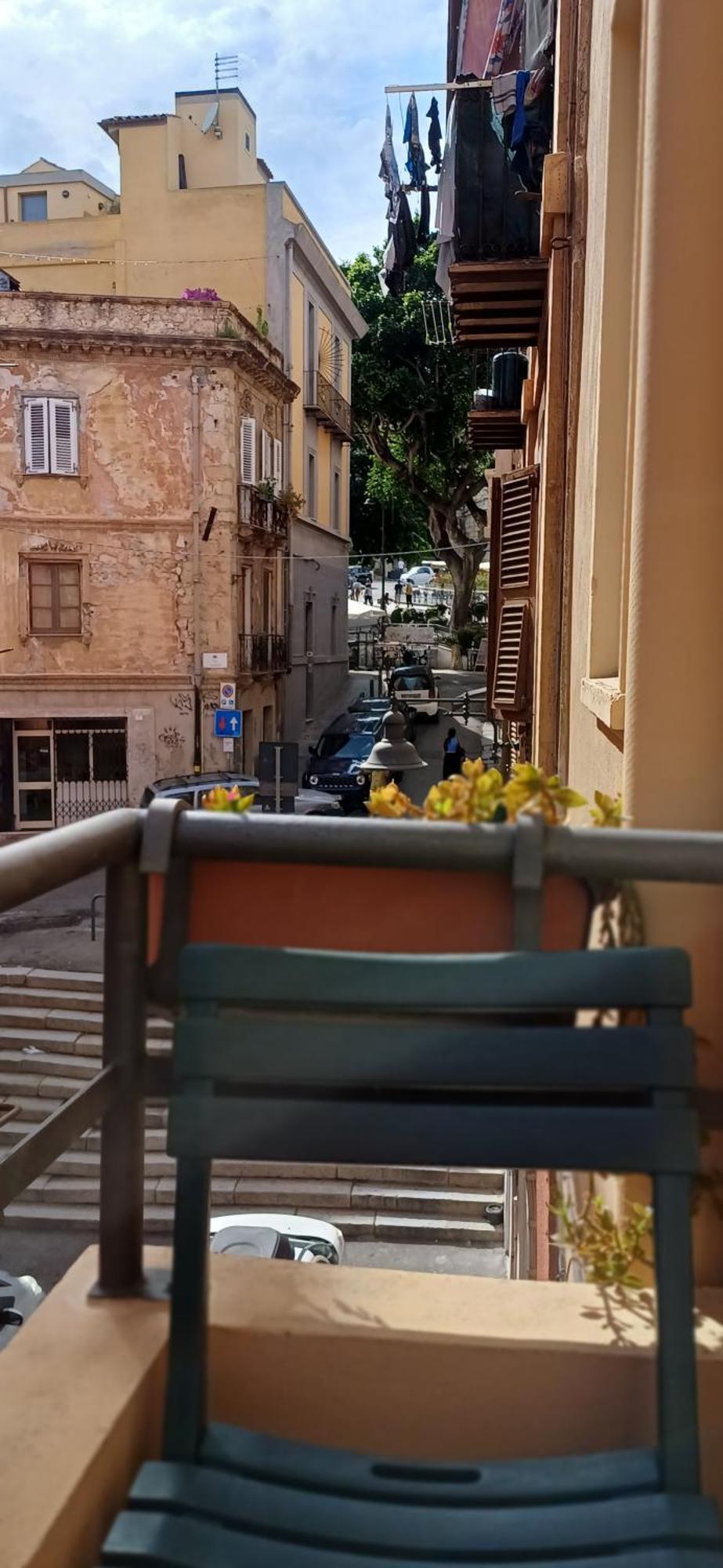 Super Central Rooms Con Uso Cucina Cagliari Exterior foto