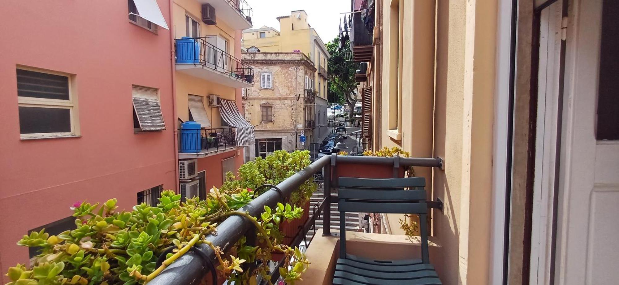 Super Central Rooms Con Uso Cucina Cagliari Exterior foto